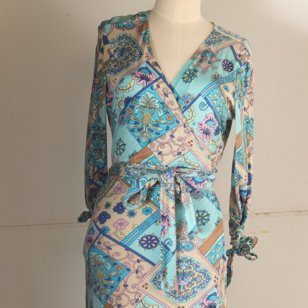 Multicolor silk aqua  tan wrap dress with Pucci perfect for work & play sz L